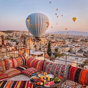 Charming Cave Hotel